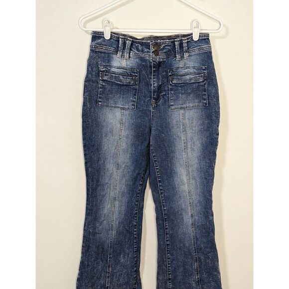 Good Hart Faded Denim High Rise Flare Leg Patch Pocket Jeans - Size 8 - Picture 2 of 10